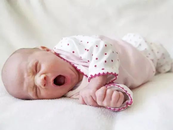 福馨孕产期小贴士：宝宝肠胀气可能有哪些症状？